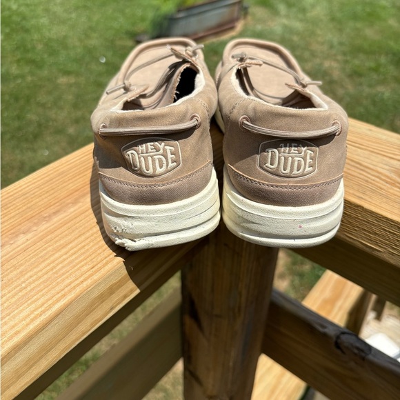 Hey Dude Tan Shoes - Picture 2 of 5